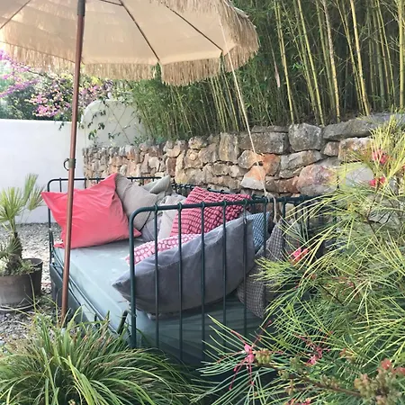Bed & Breakfast Maison D Hotes La Madeleine